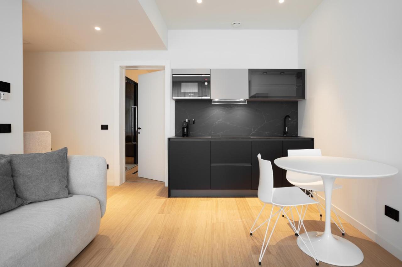 Sant'ambrogio Apartments, Reception H24 Mailand